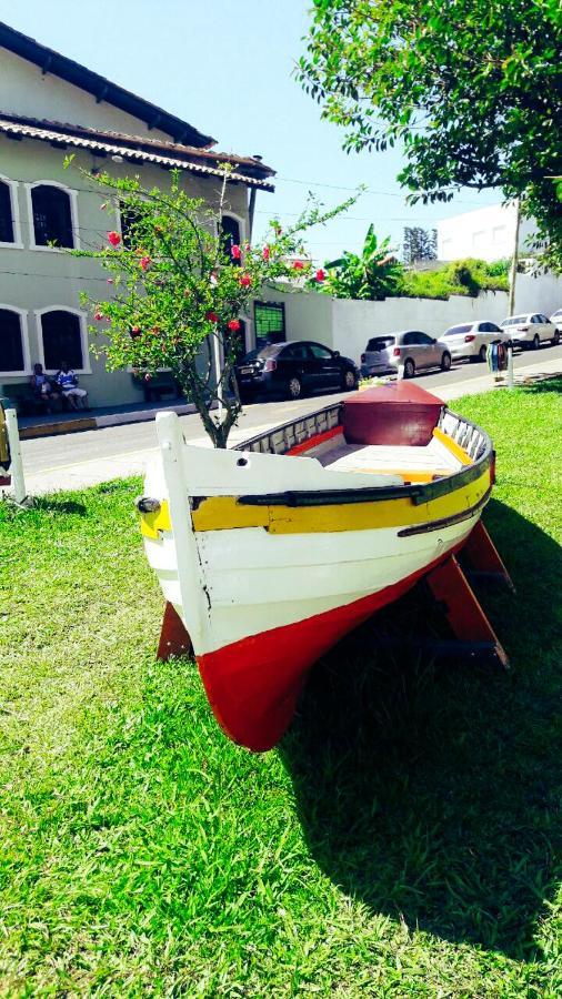 Casa De 2 Quartos Com 2 Ares-Condicionados Em Torres-Rs - Na Mais Bela Praia Gaucha - Cozinha - Banheiro - Tv Smart 32 E Wi-Fi - Estacionamento - Anfitria Superhost No Bnb Villa Buitenkant foto