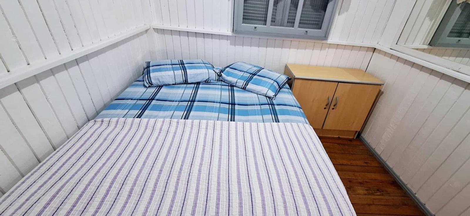 Casa De 2 Quartos Com 2 Ares-Condicionados Em Torres-Rs - Na Mais Bela Praia Gaucha - Cozinha - Banheiro - Tv Smart 32 E Wi-Fi - Estacionamento - Anfitria Superhost No Bnb Villa Buitenkant foto