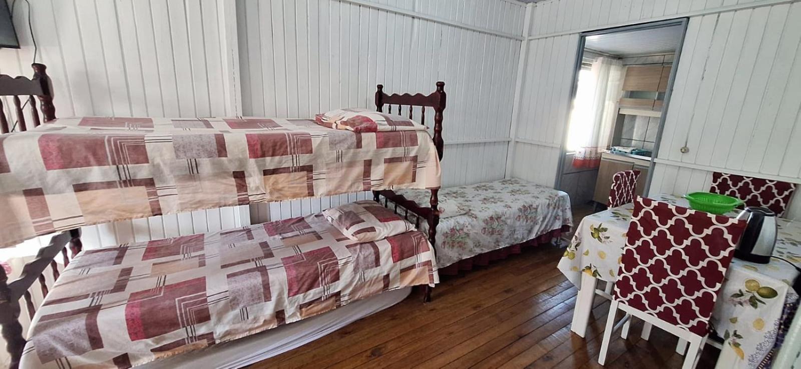 Casa De 2 Quartos Com 2 Ares-Condicionados Em Torres-Rs - Na Mais Bela Praia Gaucha - Cozinha - Banheiro - Tv Smart 32 E Wi-Fi - Estacionamento - Anfitria Superhost No Bnb Villa Buitenkant foto